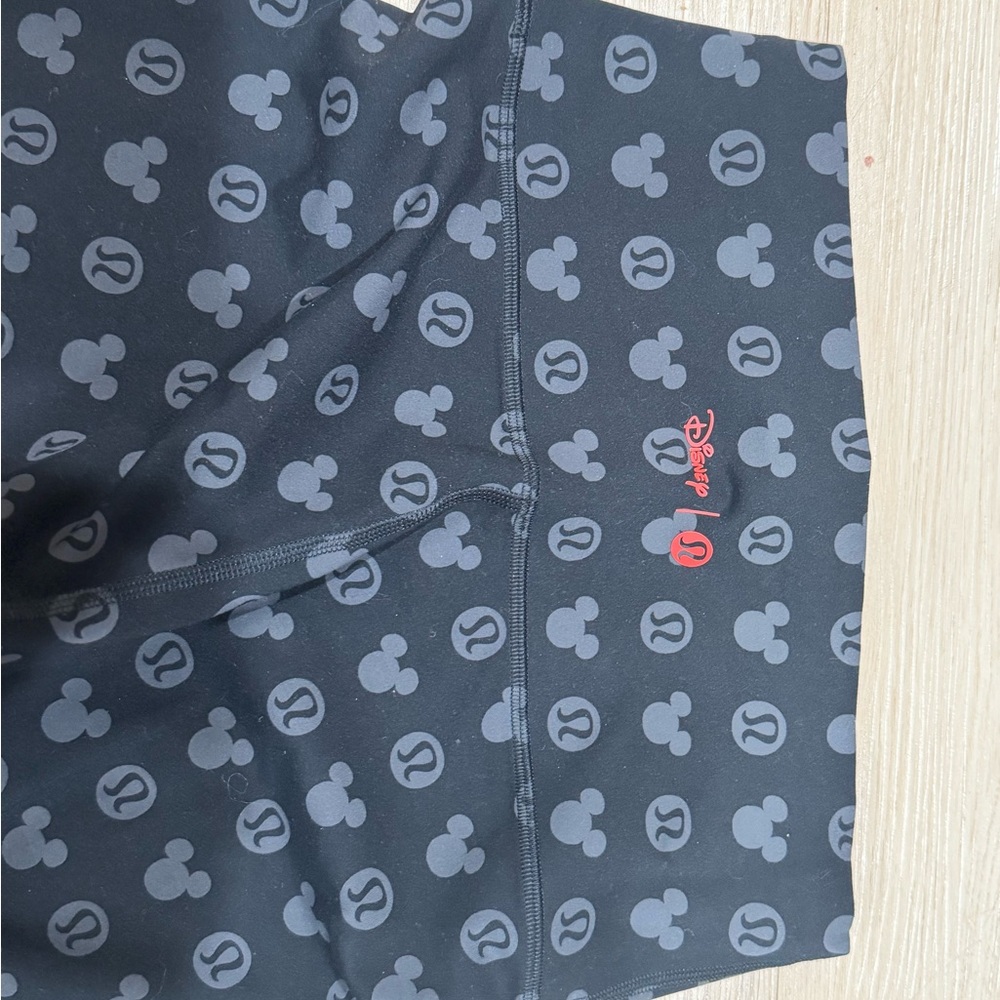 Lululemon x Disney Align Leggings Black Mickey Print High Rise size 6
